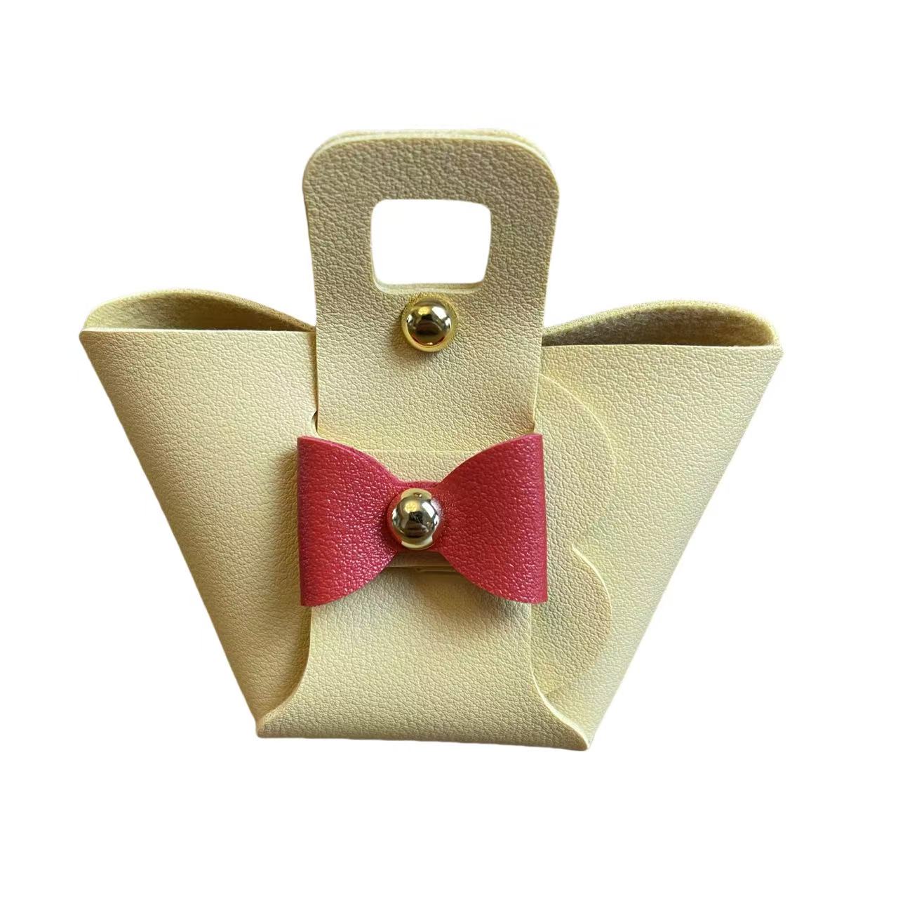 sacs à cadeaux en cuir