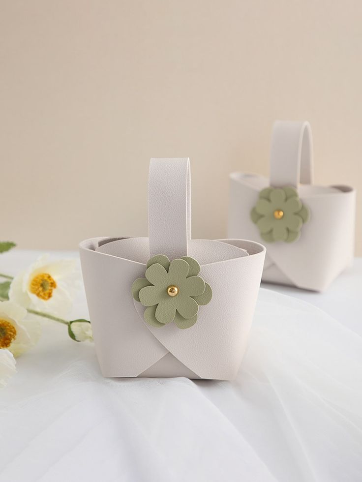 sacs à cadeaux en cuir